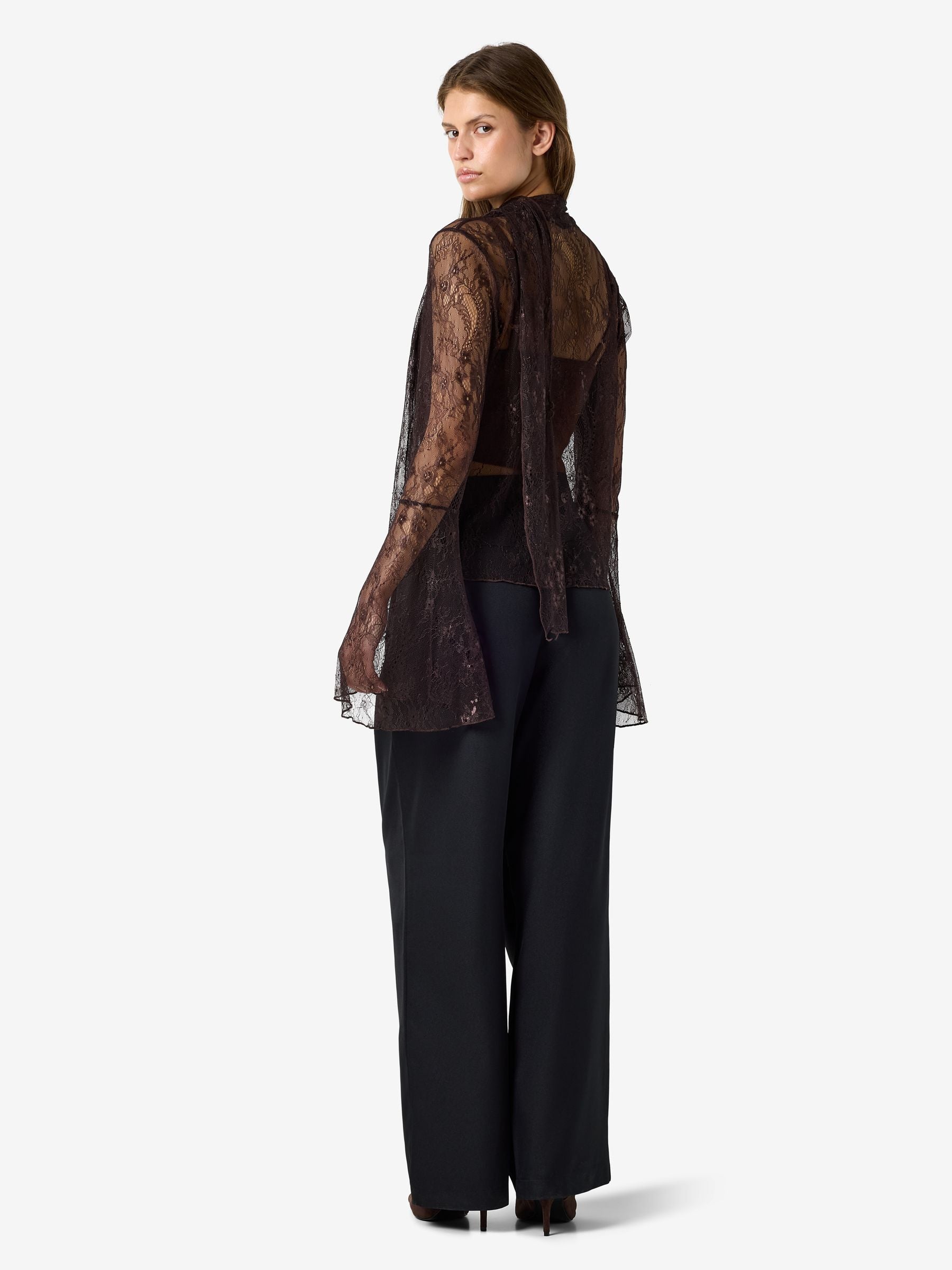 Noisy May NmIda blouse dentelle foulard manches longues
