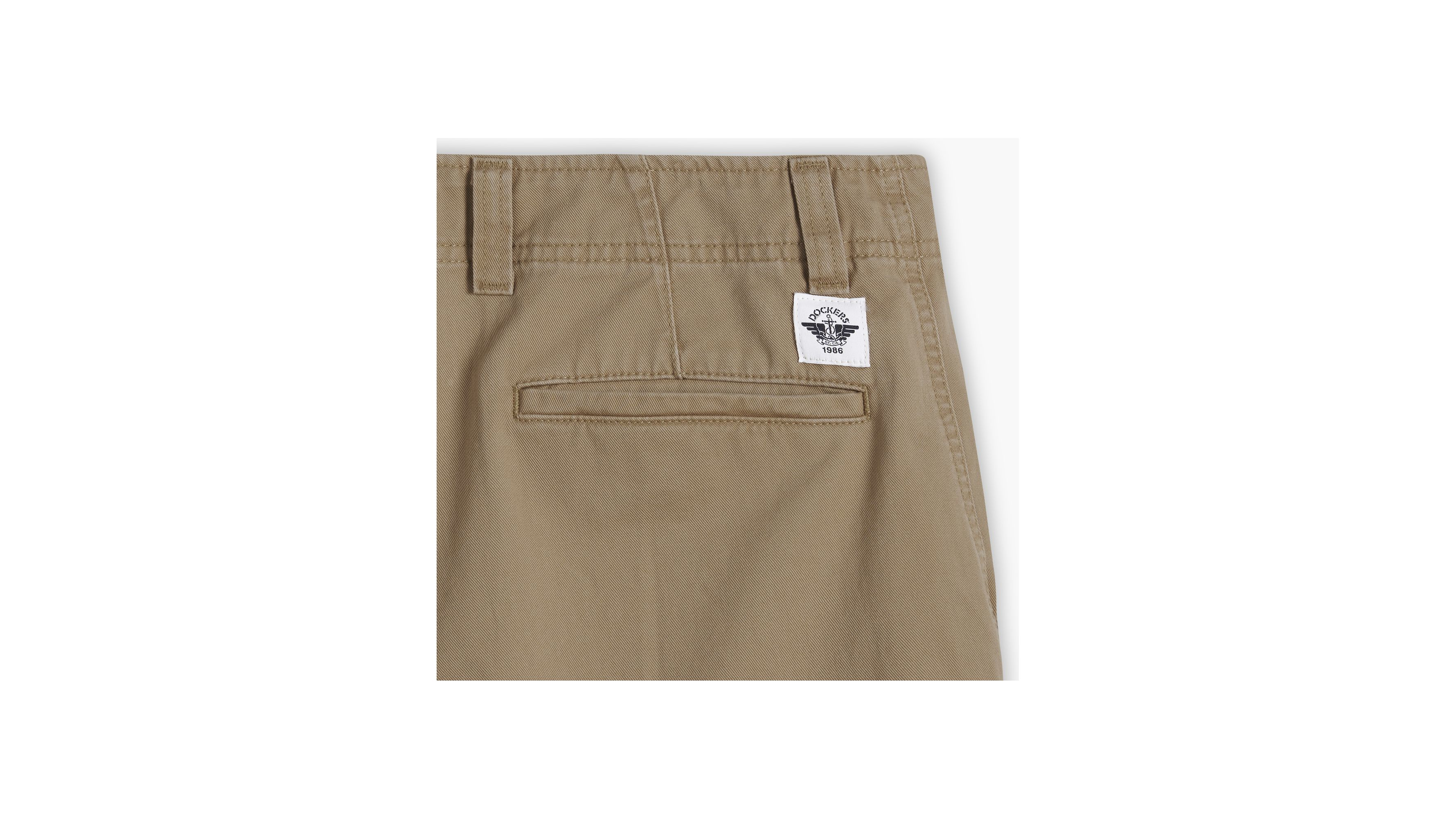 Dockers Eighty-Six Alpha chino loose beige harvest stretch