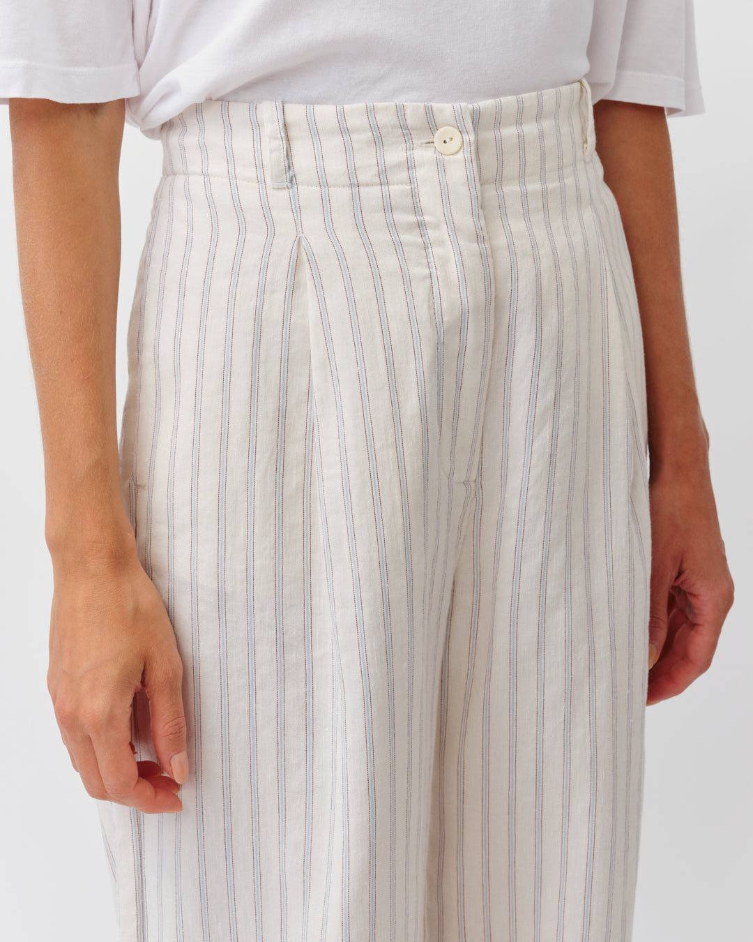 Diega Pirano pantalon droit 7/8 écru ciel rouge