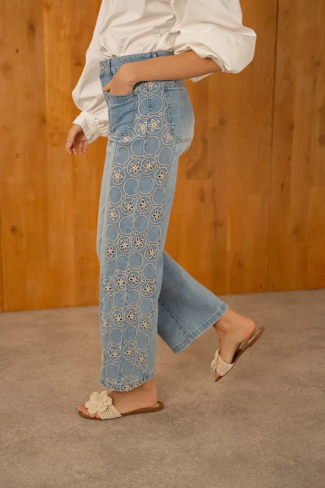 Maison Onado Héloïse jean wide leg bleu délavé brodé