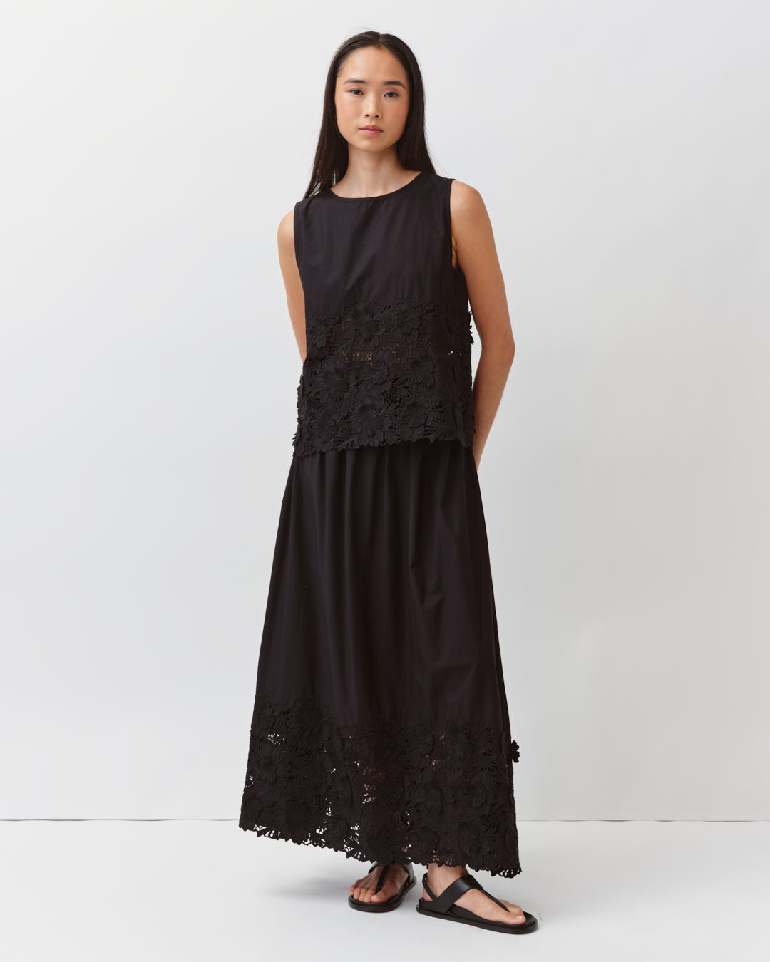 DIEGA TALWO top noir broderie florale