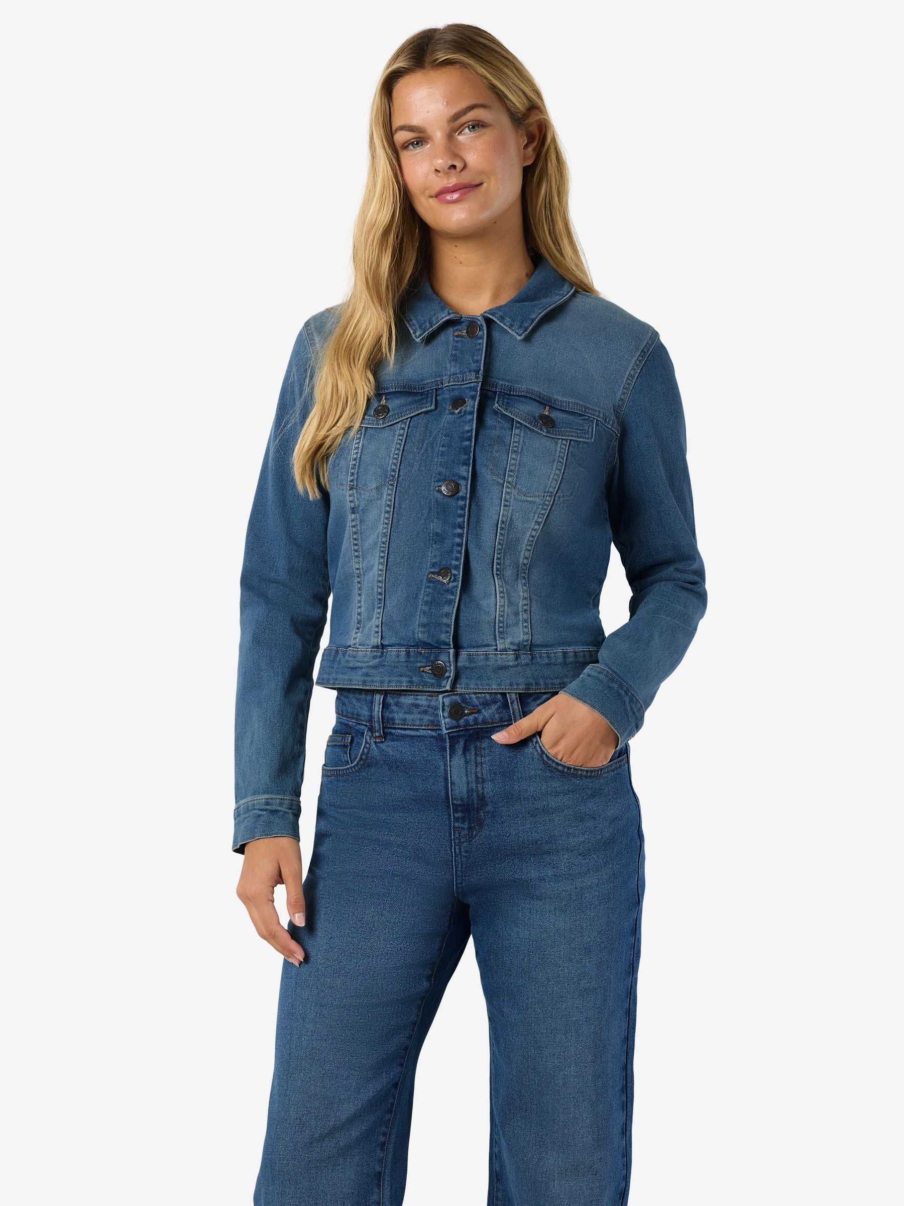 Noisy May veste en jean courte stretch ajustée