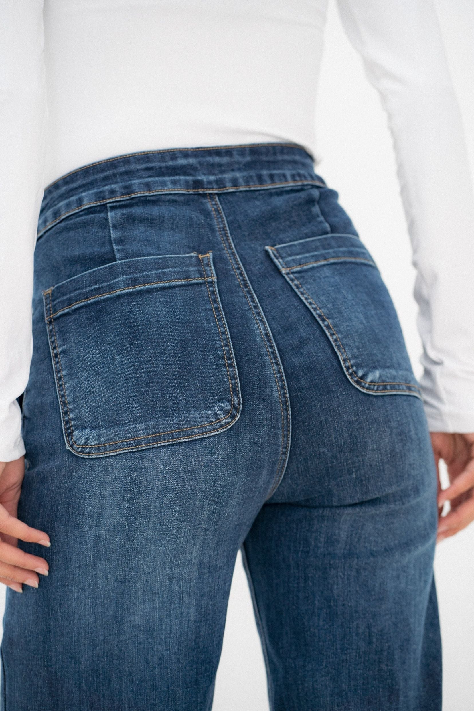 Maison Onado Amanda jean wide leg bleu boutons dorés