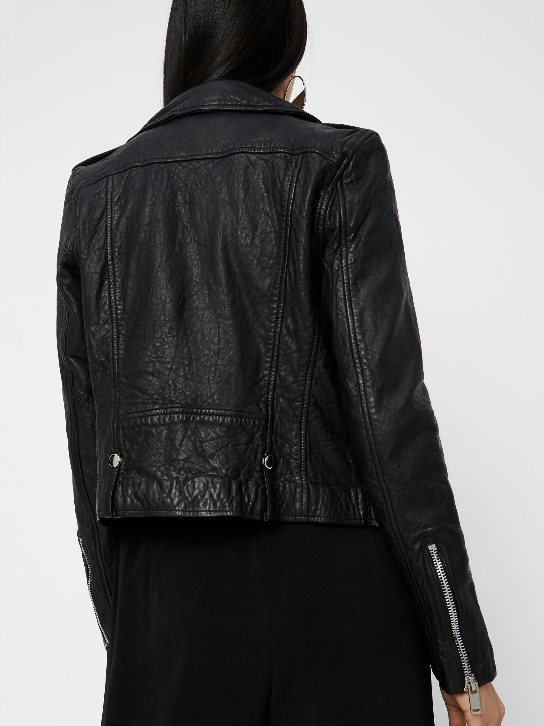 Noisy May veste courte cuir agneau zip coupe serrée
