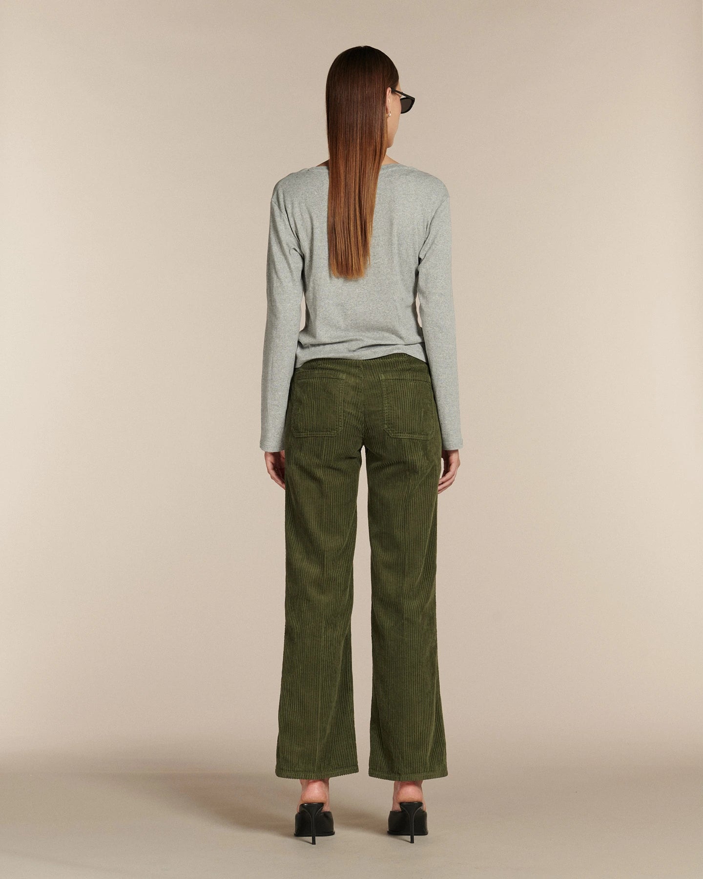 Labdip Swann Army Sage pantalon velours taille haute