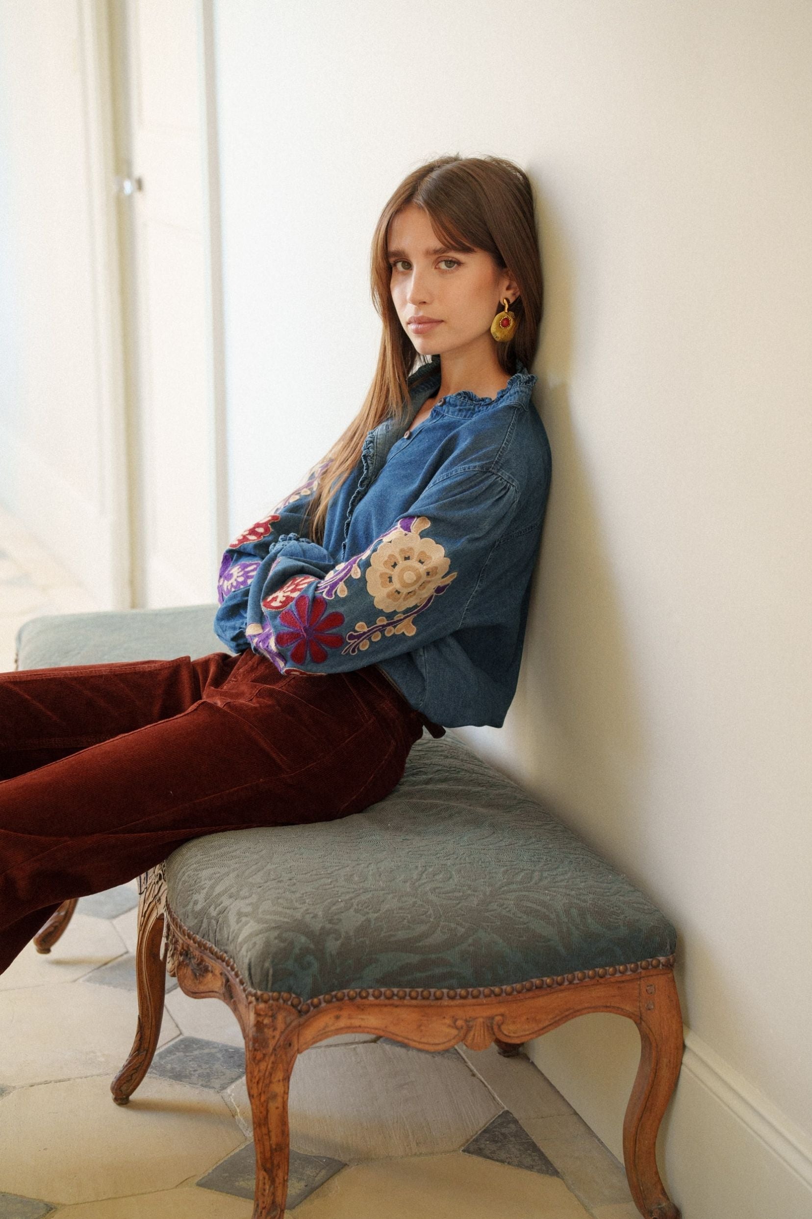 Maison Onado Léonie chemise denim broderie florale