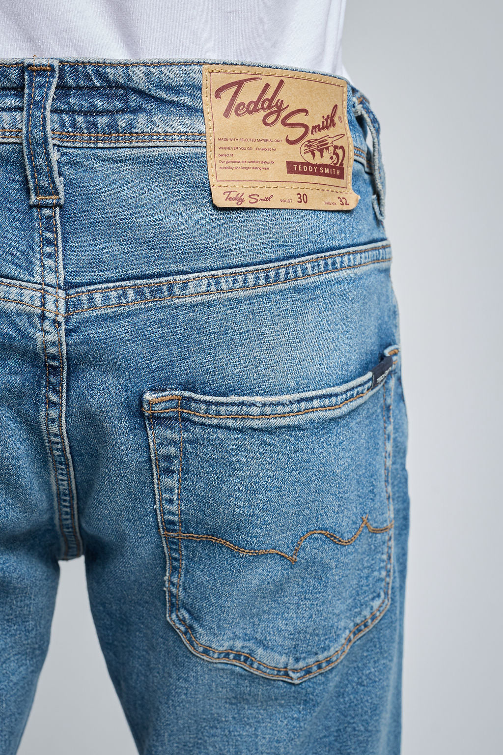 Teddy Smith REG L32 jean droit vintage dark coton