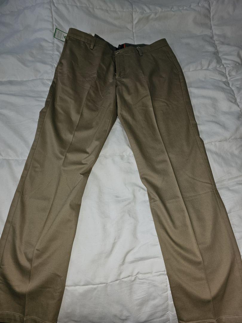 Dockers Signature Iron Free chino slim beige à pli
