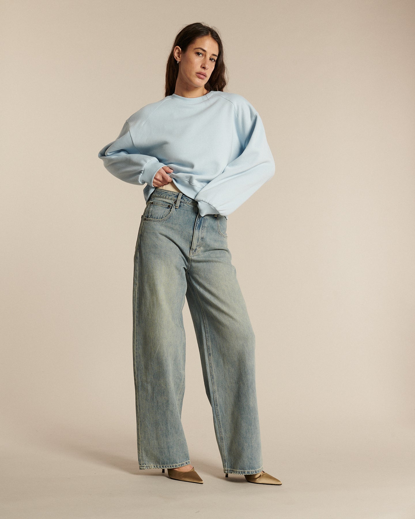 Labdip College Sweat Ice sweat court crop