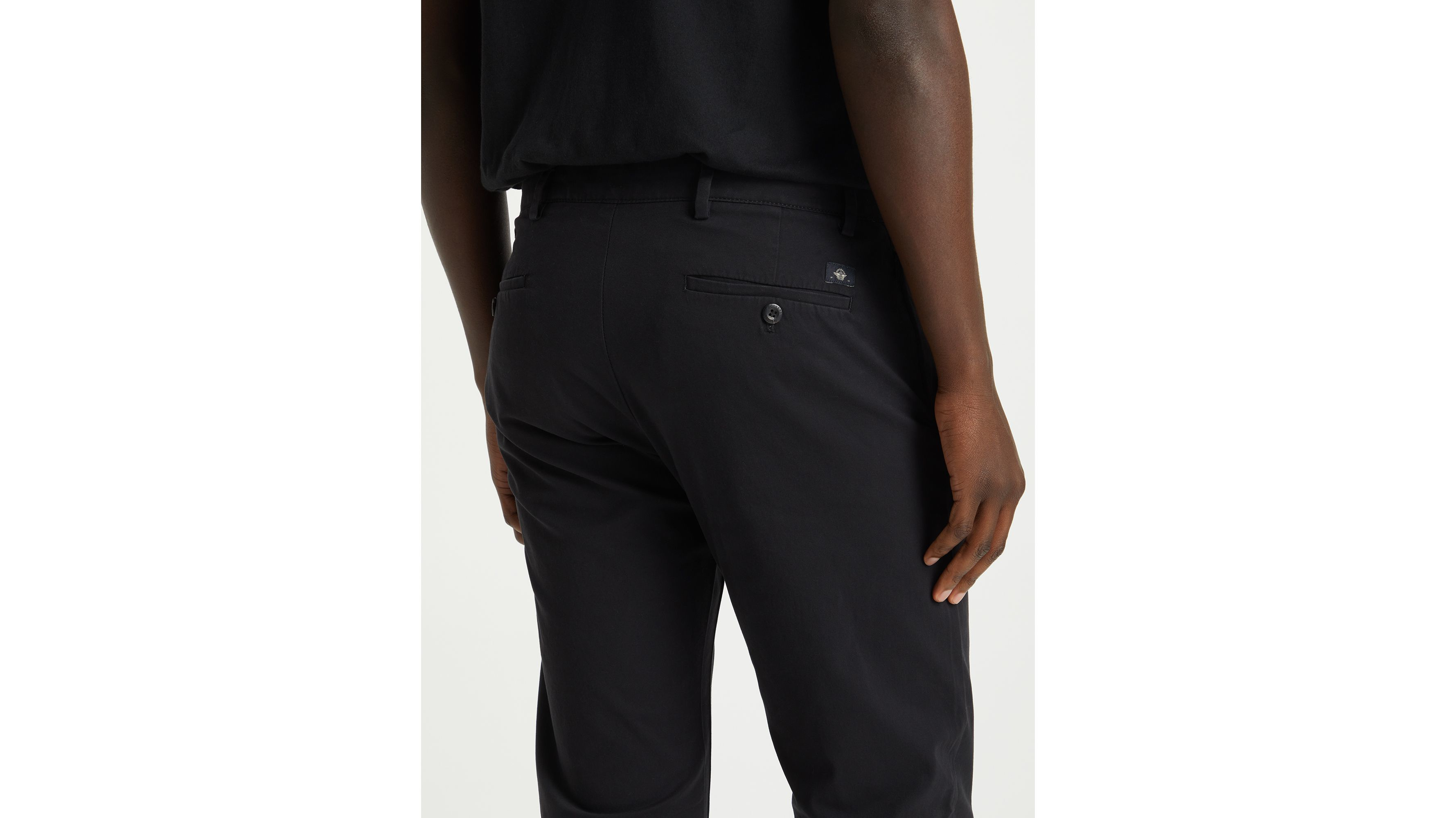 Dockers Crafted Khaki Slim Tapered chino noir stretch