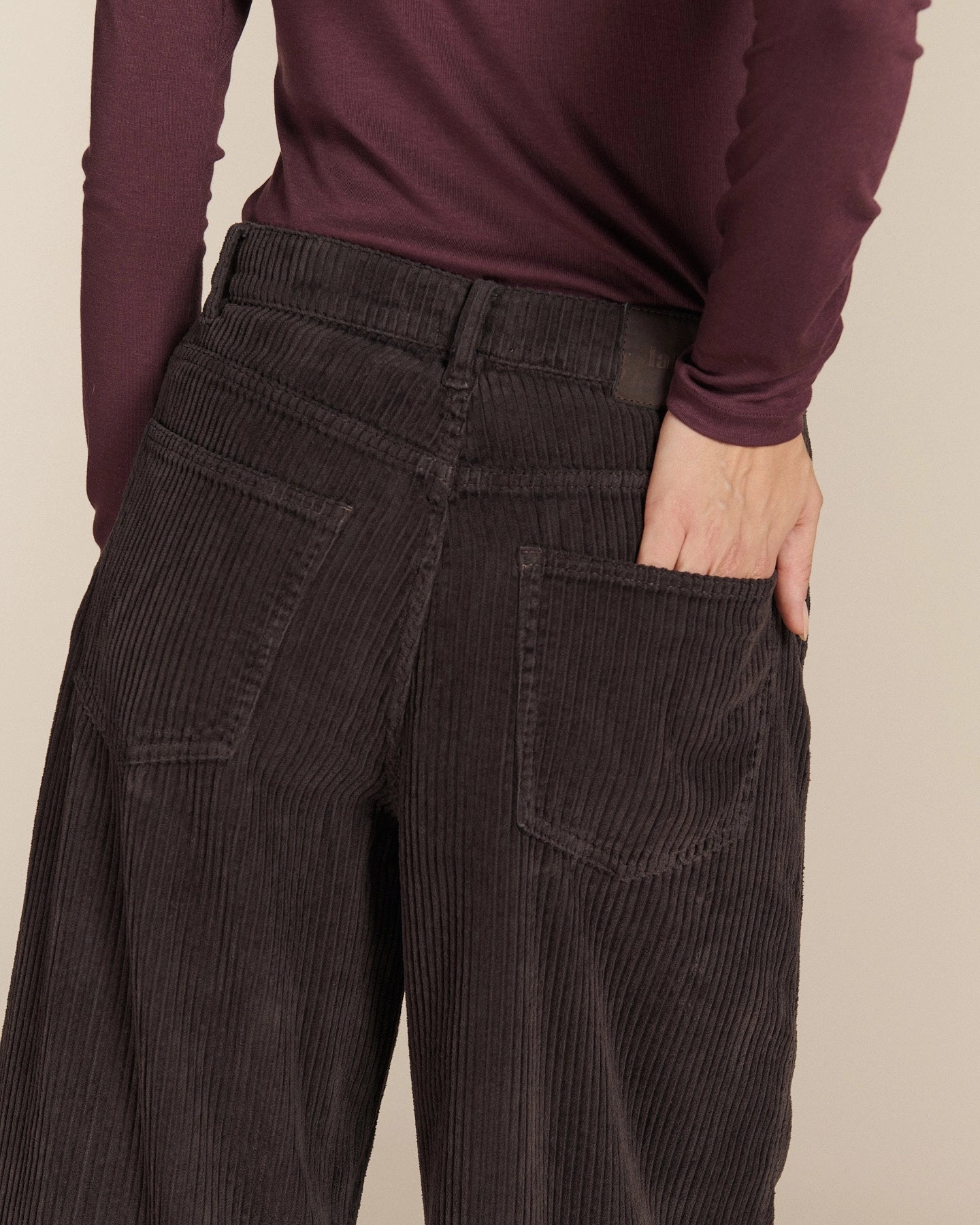 Labdip Orson Truffle pantalon velours barrel