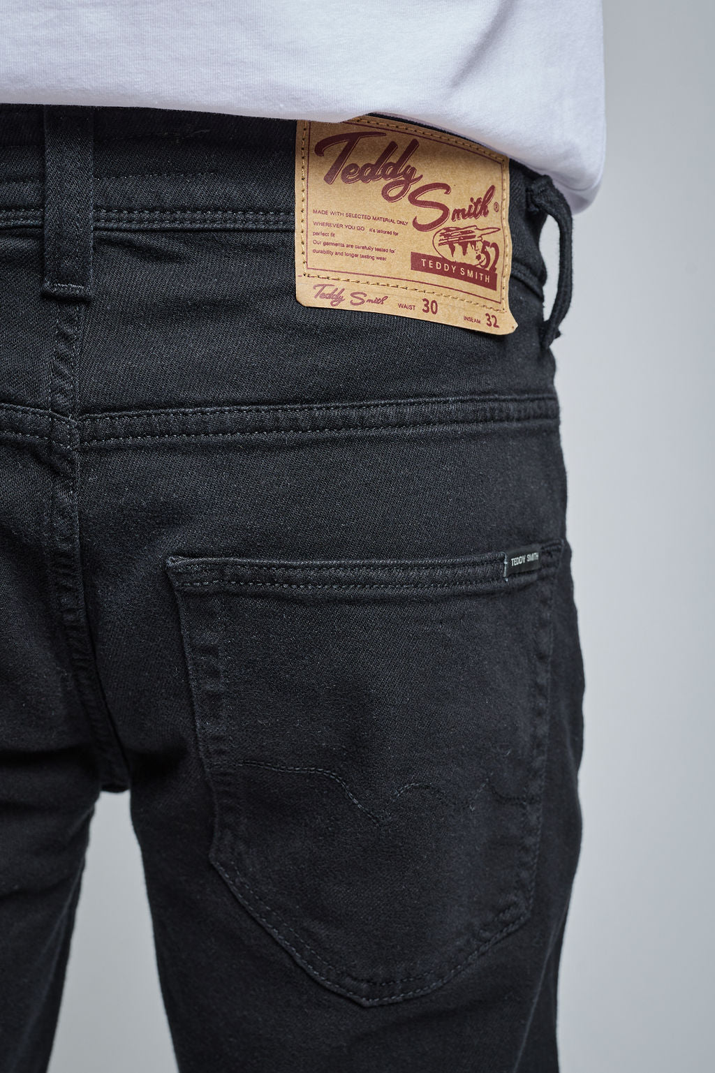 Teddy Smith Reg L32 jean droit noir coton