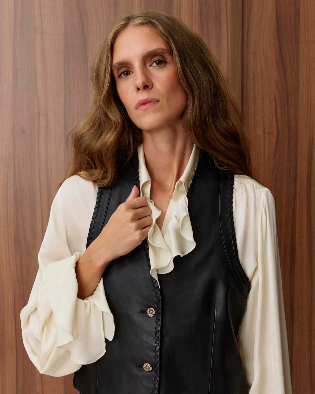 Diega Gamo gilet cuir noir finitions tressées