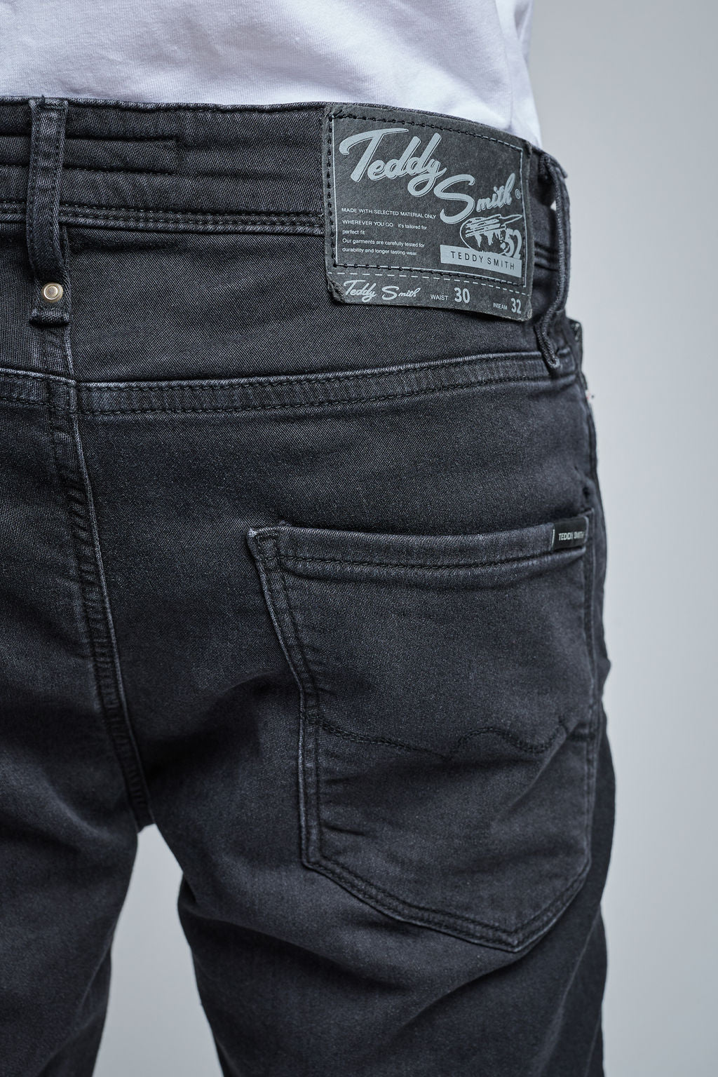Teddy Smith Reepple Rock SWE jean regular slim noir L32