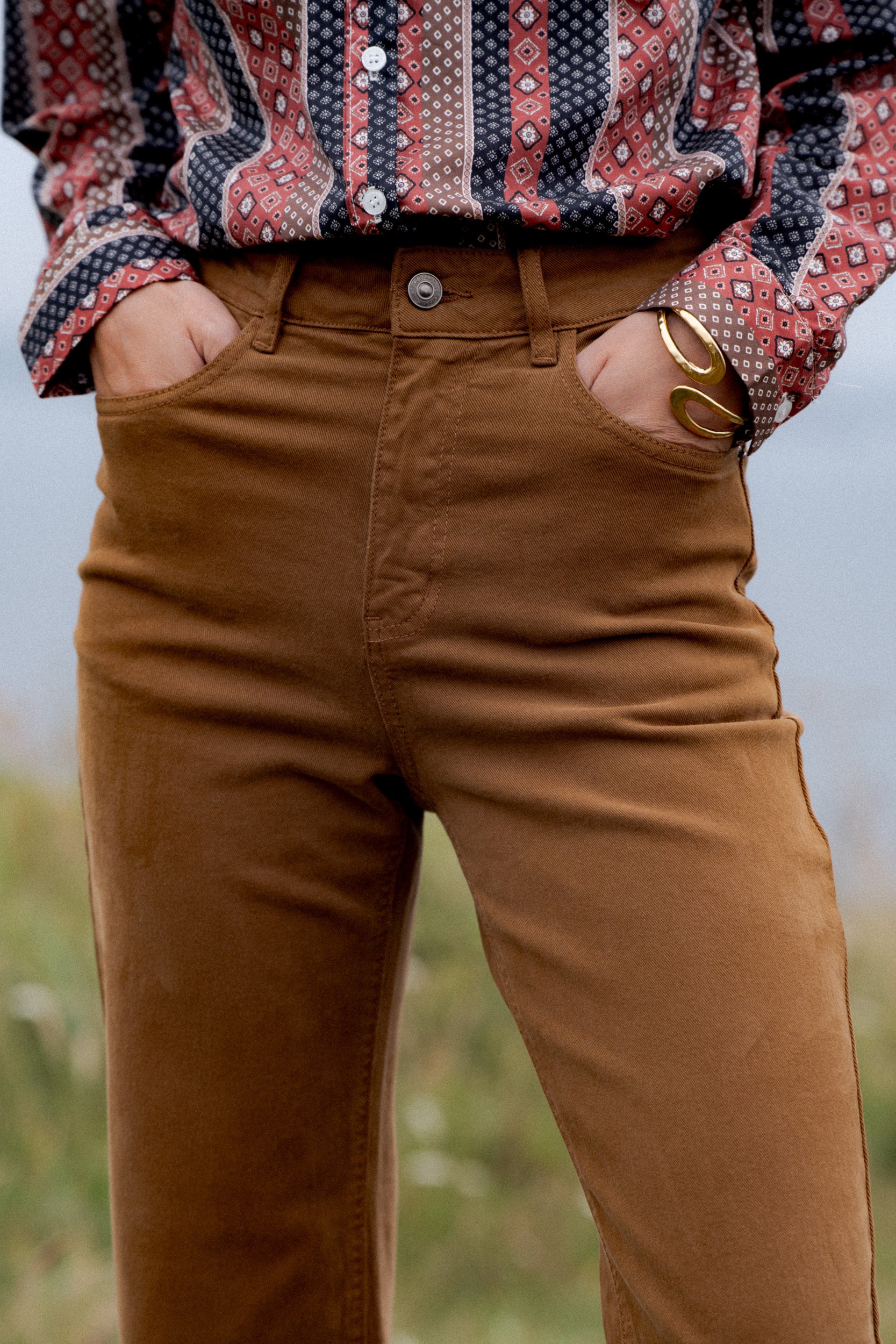 Maison Onado Chiara jean droit camel taille haute