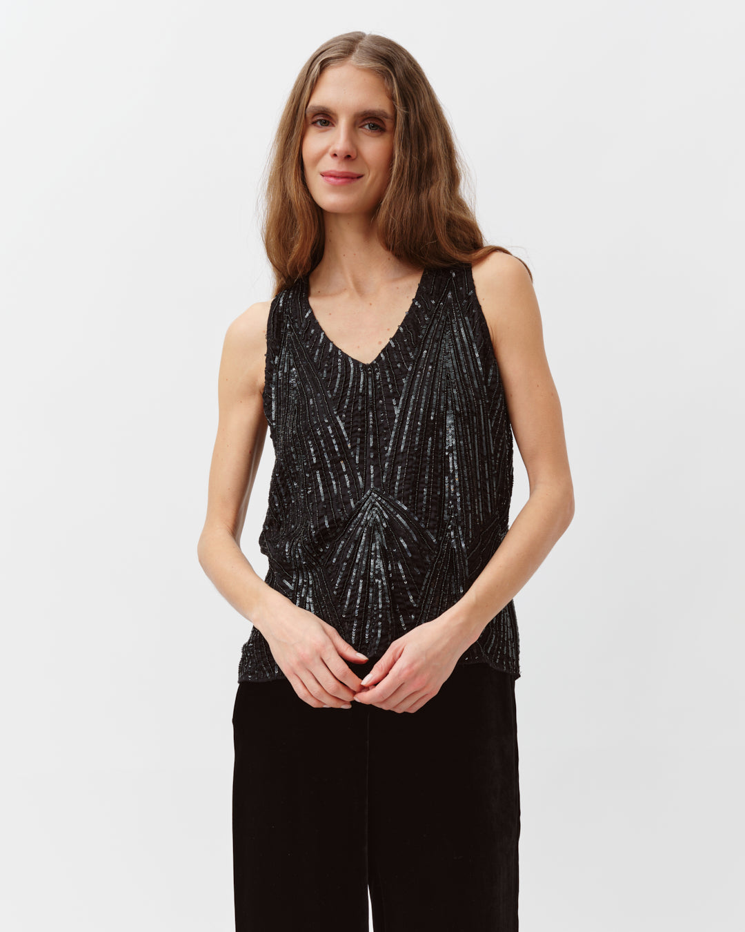 Diega Tawao top noir sans manches à sequins