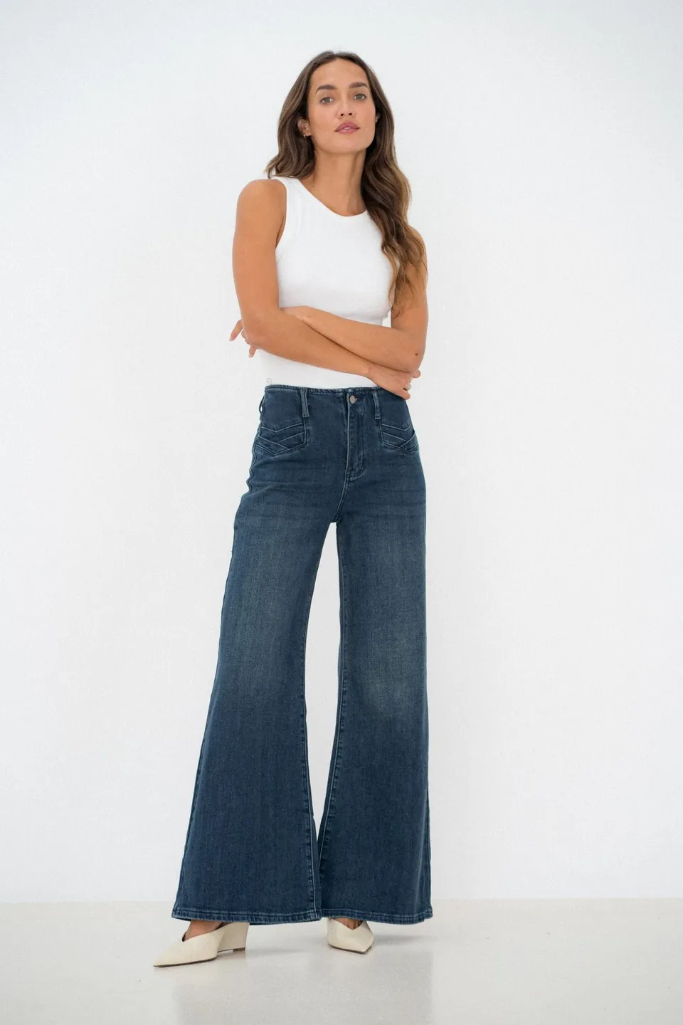 Maison Onado Mina jean wide bleu délavé poches V