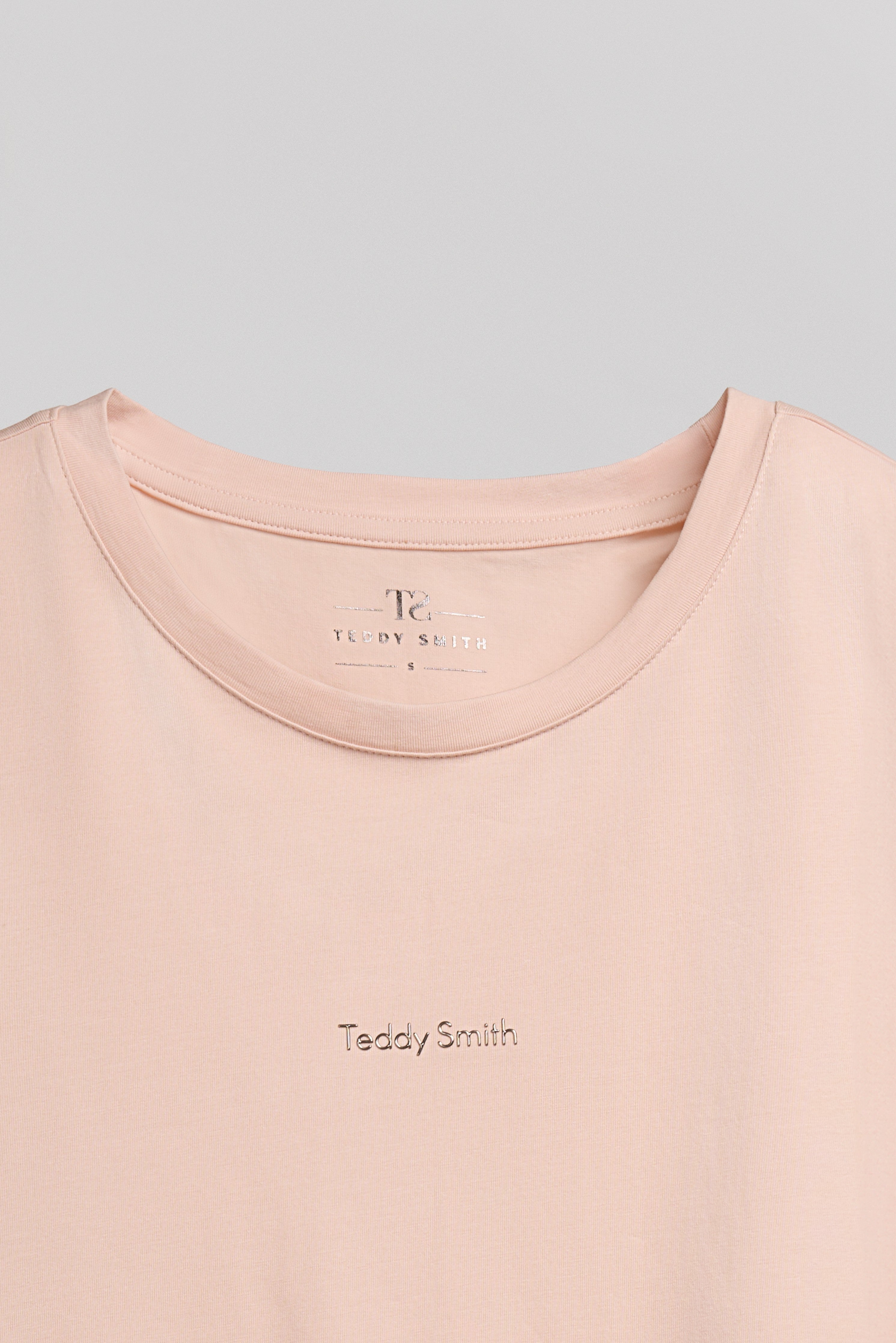 Teddy Smith T-RIBELLE MC t-shirt femme rose pale droit