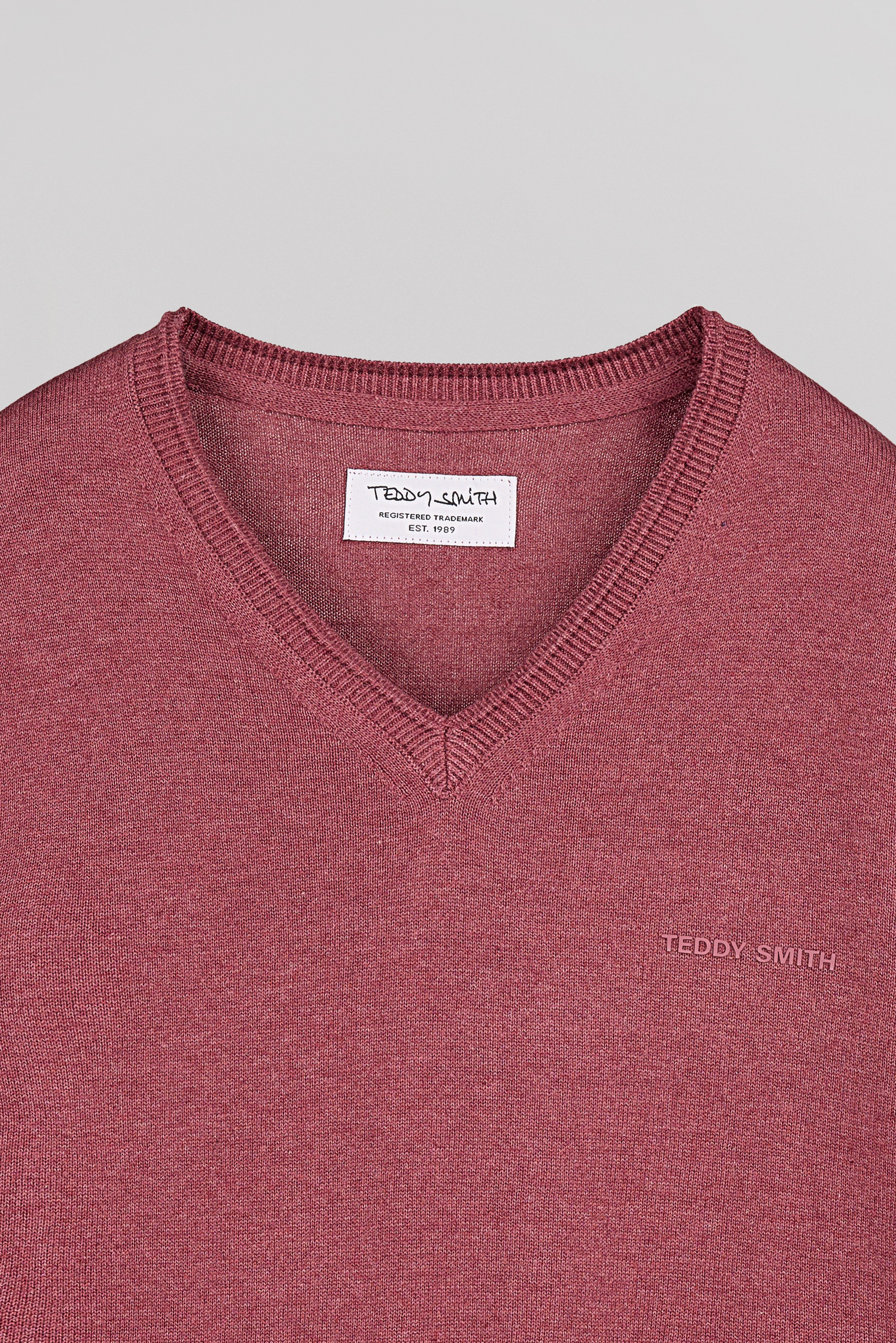 Teddy Smith Pulser 4 pull col V framboise chiné coton