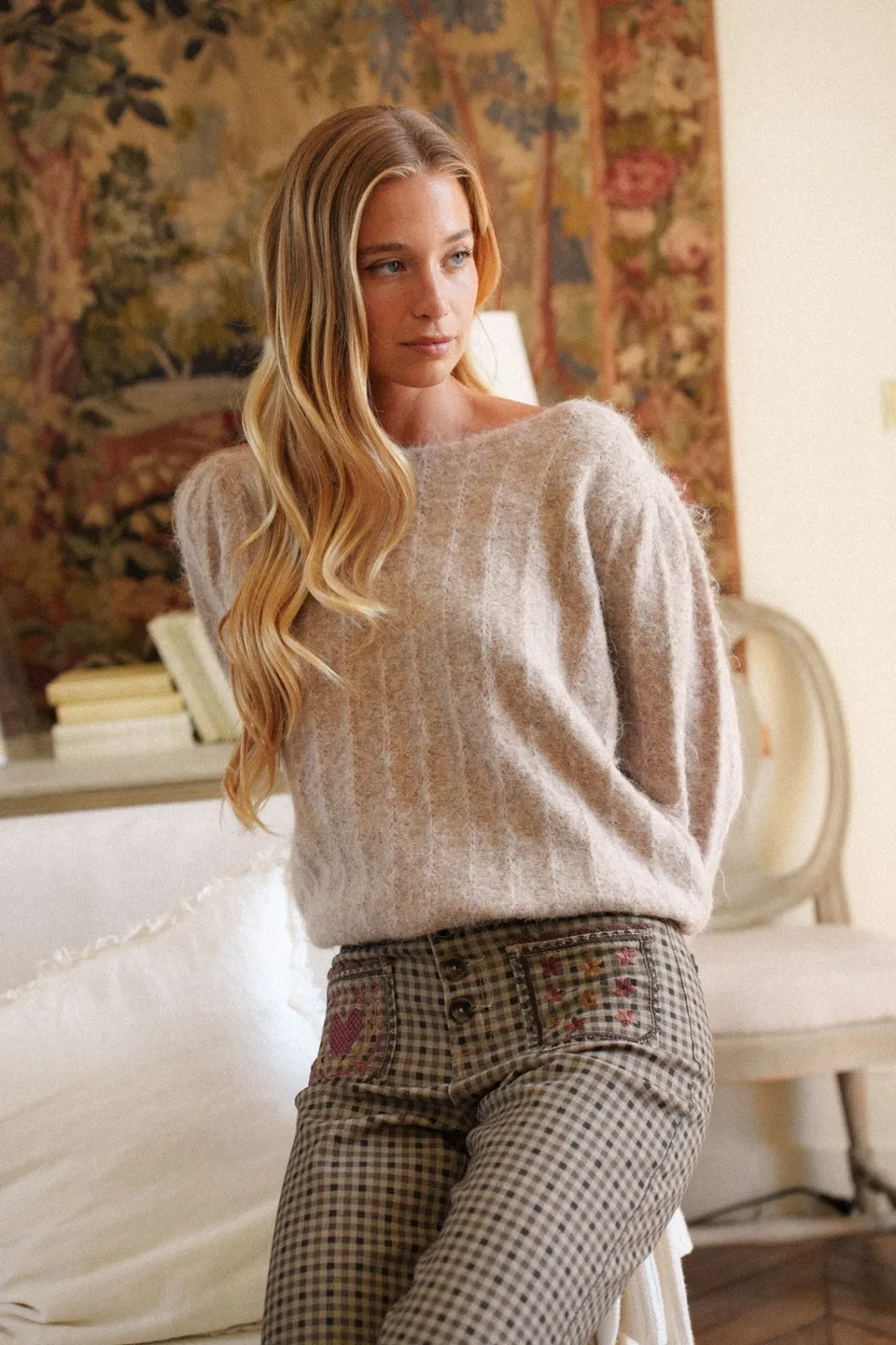 Maison Onado Isea pull beige col rond texturé