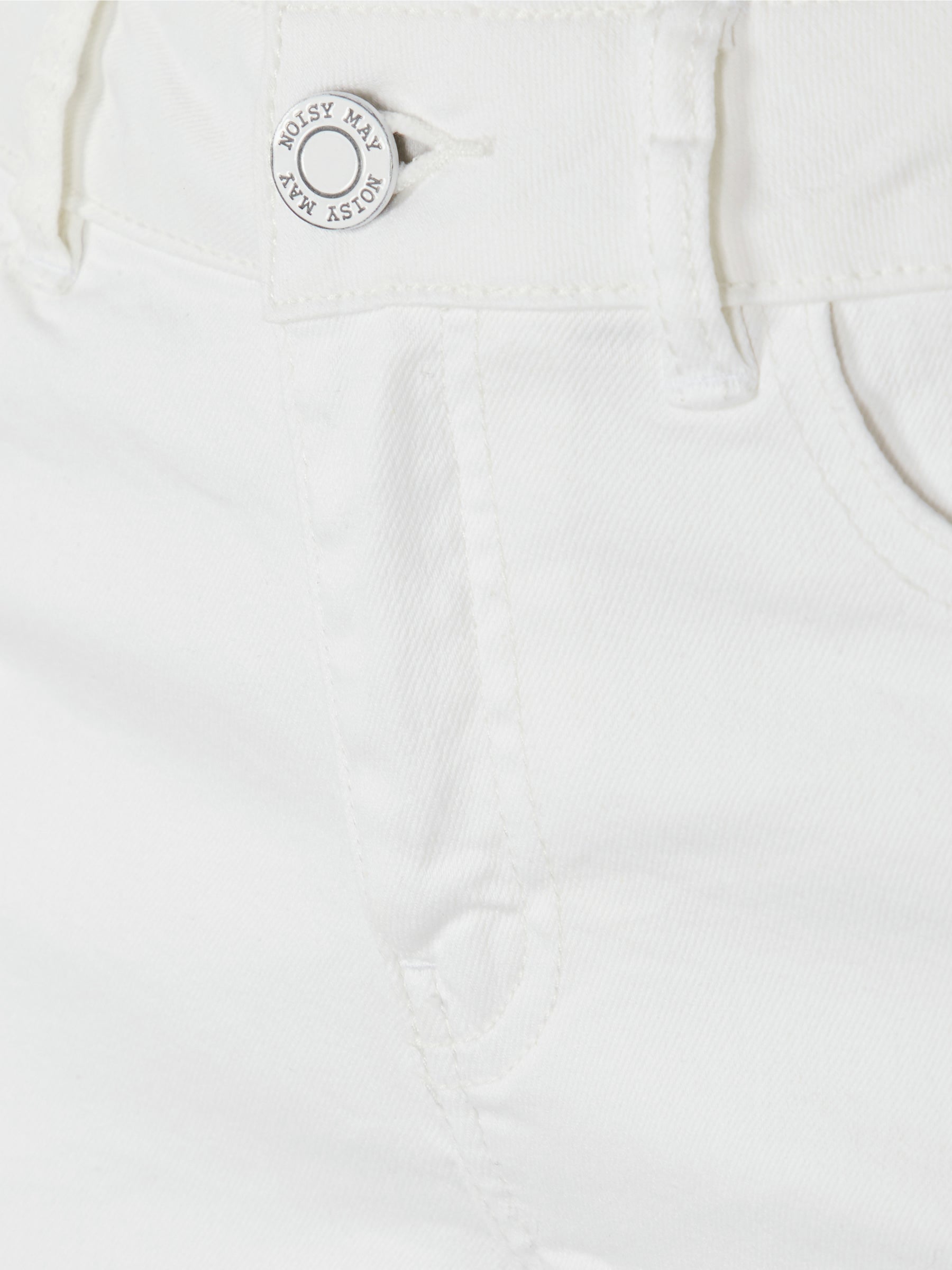 Noisy May short jean taille normale stretch 10,5 cm