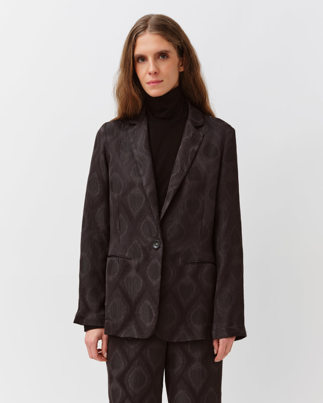 DIEGA Vikelo veste chocolat jacquard structurée