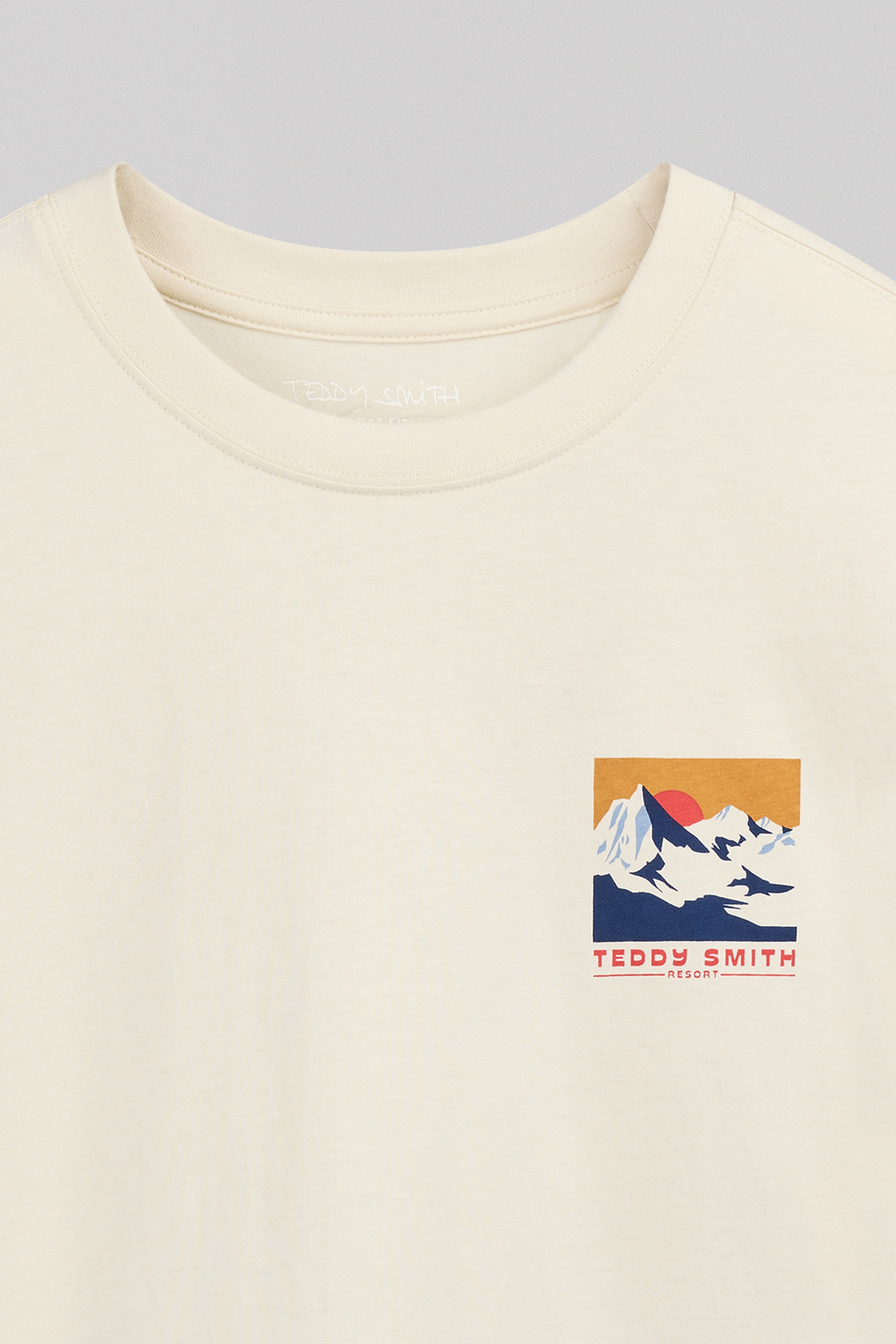 Teddy Smith T-Mountain MC t-shirt ample cream montagne
