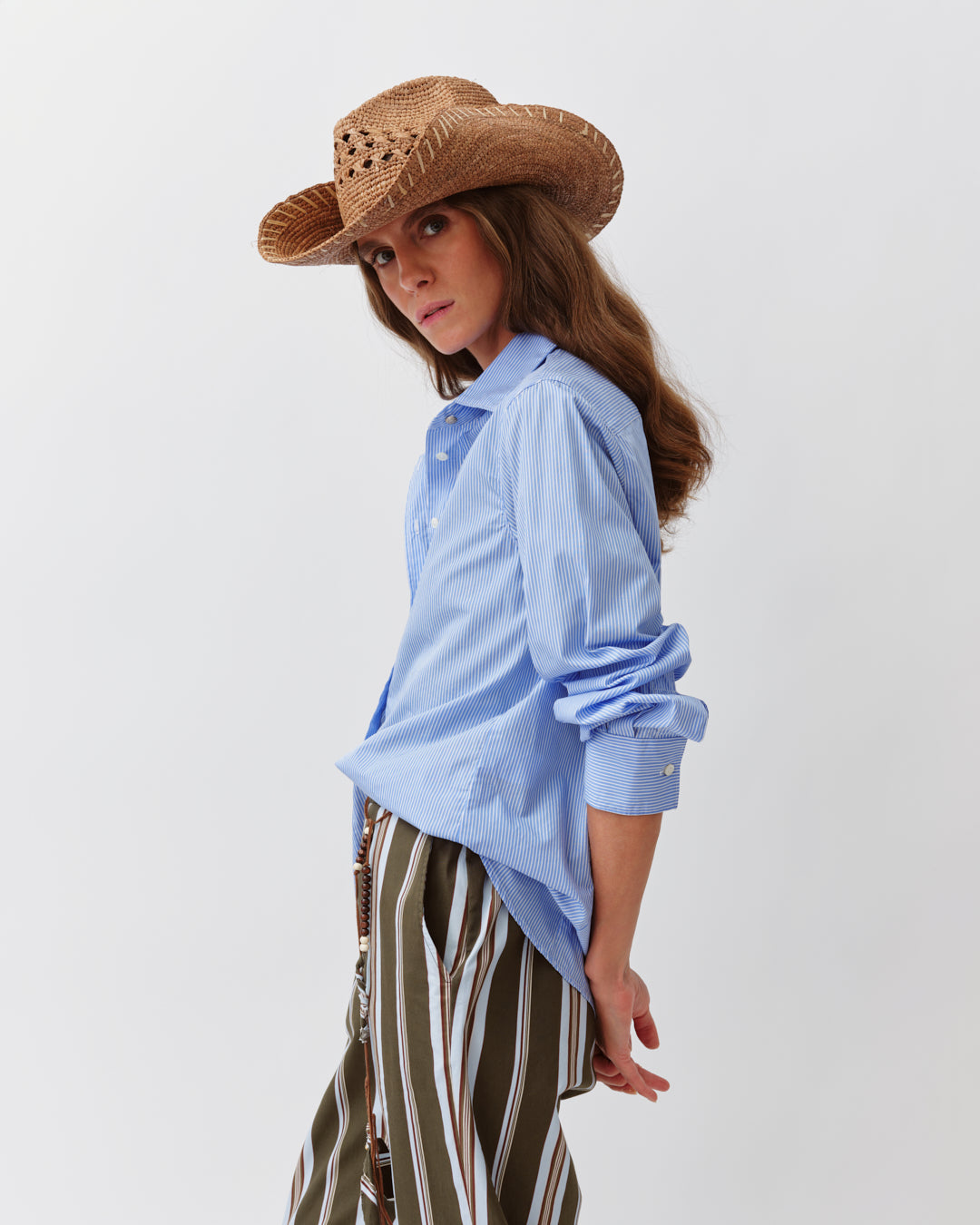 DIEGA CHABA chemise bleue coupe ajustée