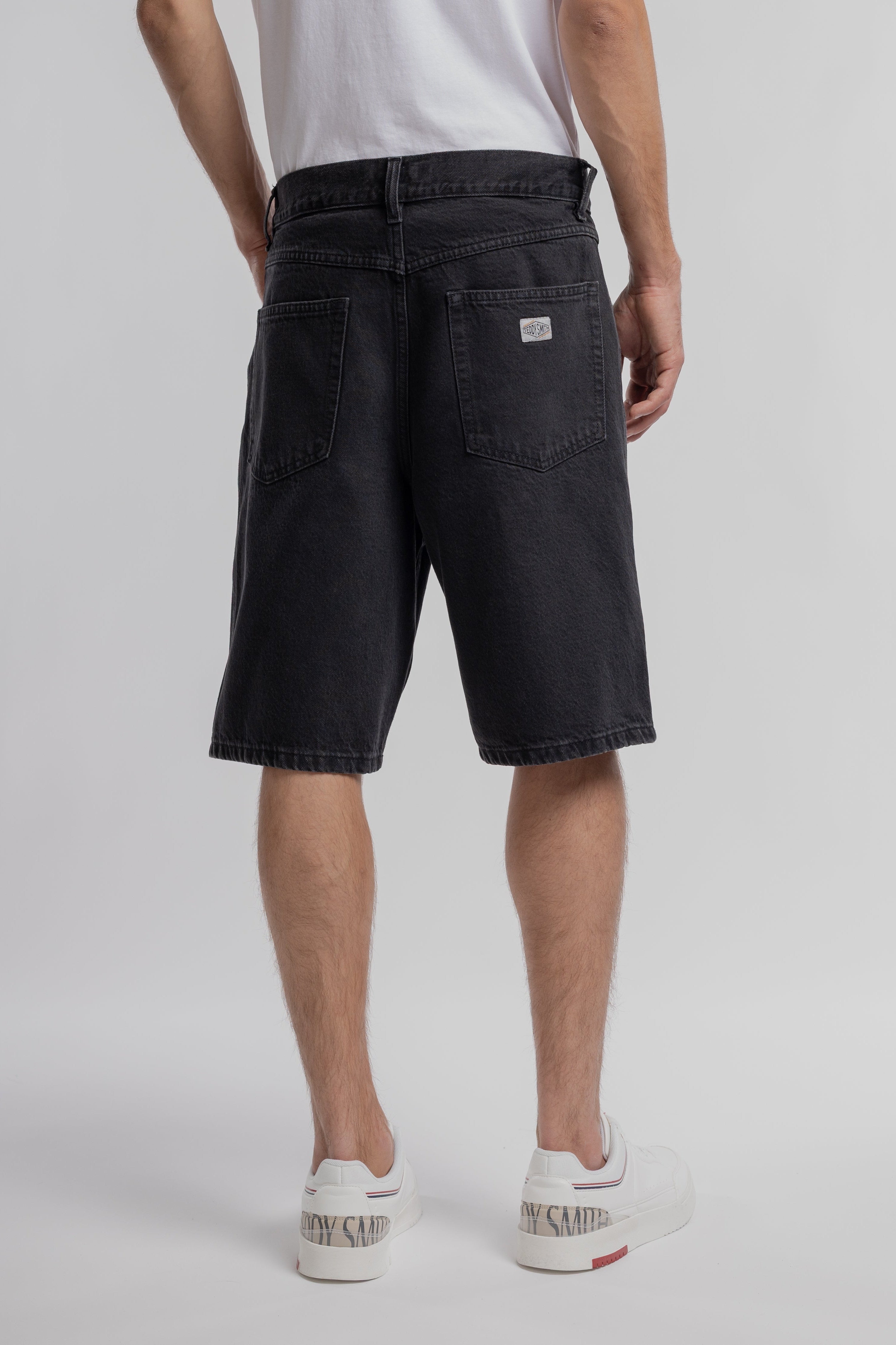 Teddy Smith S-Axel SH short jean noir usé ample